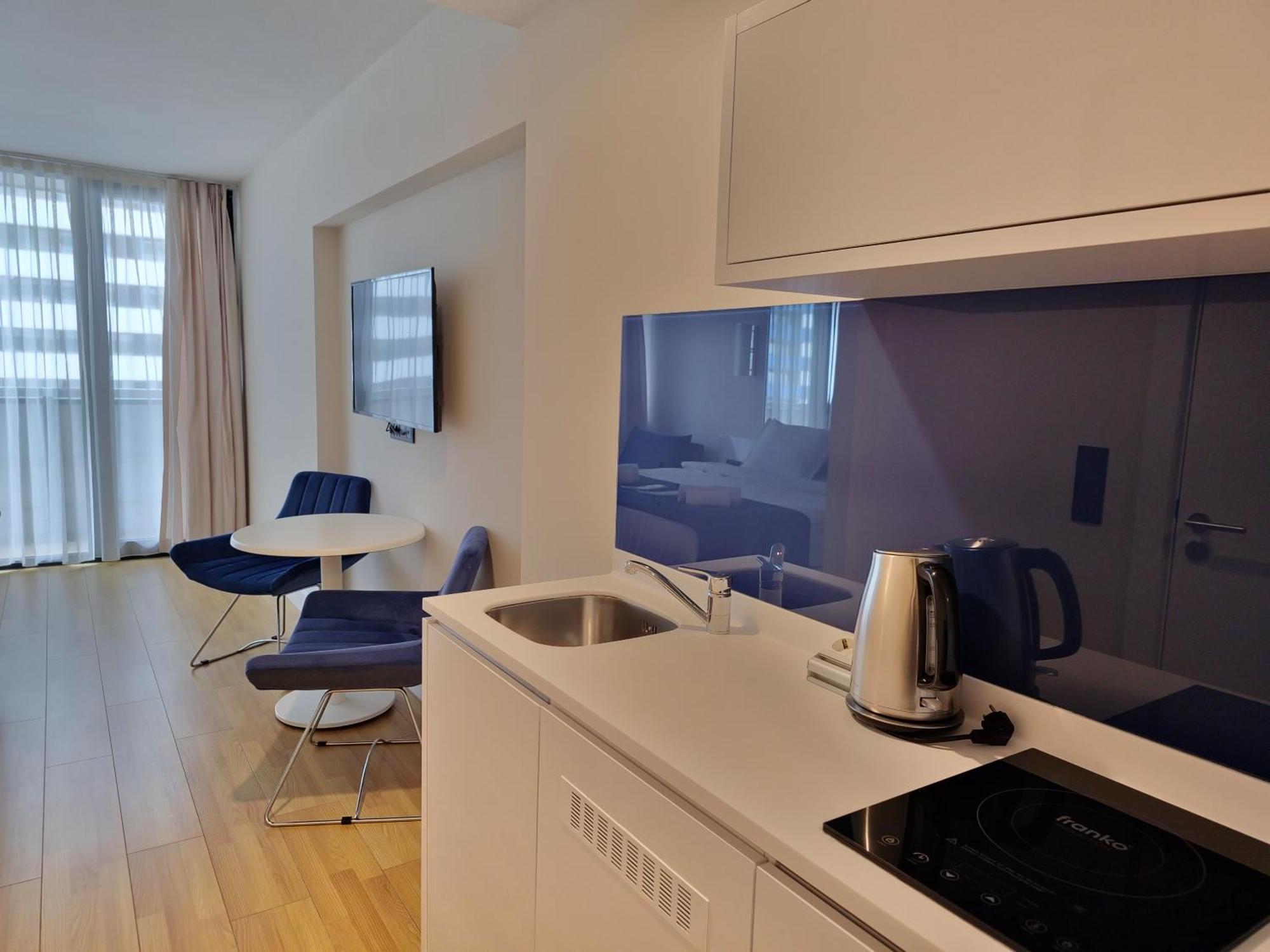 Twin Towers Orbi Апартаменты